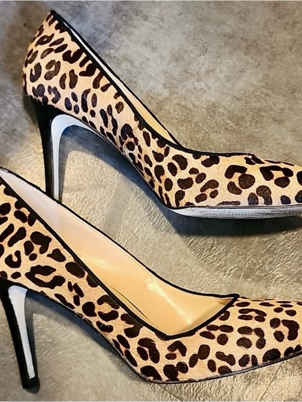 Neiman Marcus Leopard Print Pointed Toe Pumps in Tan and Brown